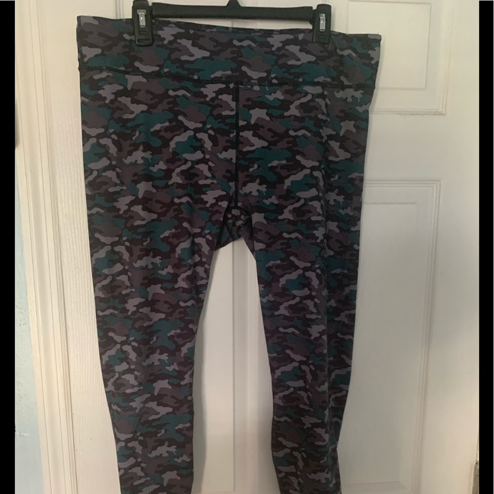 Camouflage leggings